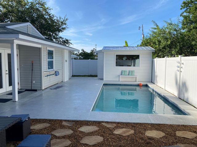 1510 3rd Court, Vero Beach, FL 32960