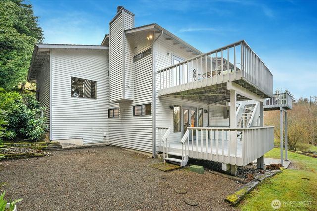 2420 Squak Mountain Loop SW, Issaquah, WA 98027