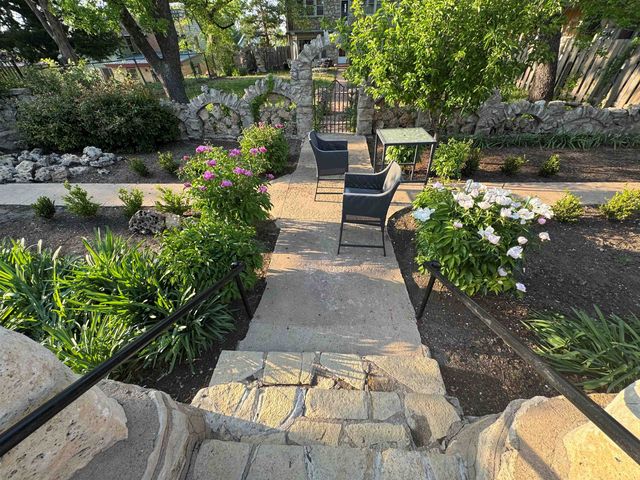 1702 Simpson Ave, Winfield, KS 67156