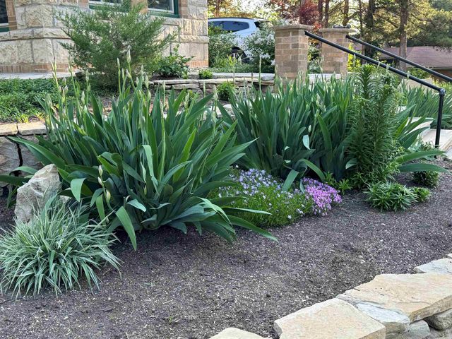 1702 Simpson Ave, Winfield, KS 67156