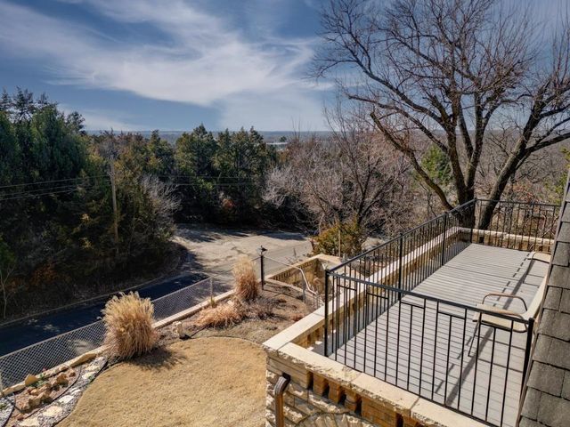 1702 Simpson Ave, Winfield, KS 67156