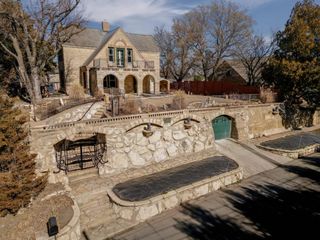 1702 Simpson Ave, Winfield, KS 67156