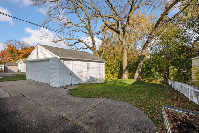 2139 Highland Place, Columbia Heights, MN 55421