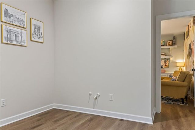 14670 Thousand Oaks Place, Parkville, MO 64152