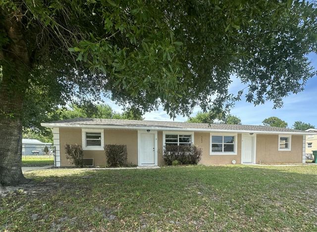 6602 Palomar Parkway A, Fort Pierce, FL 34951