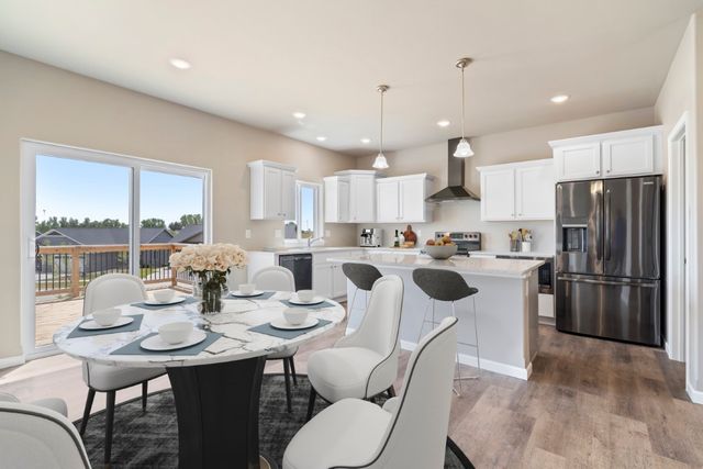 922 Prairie View Drive, West Branch, IA 52358