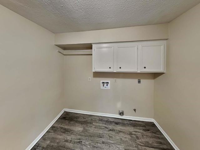 5702 Kiowa Timbers Drive, Humble, TX 77346