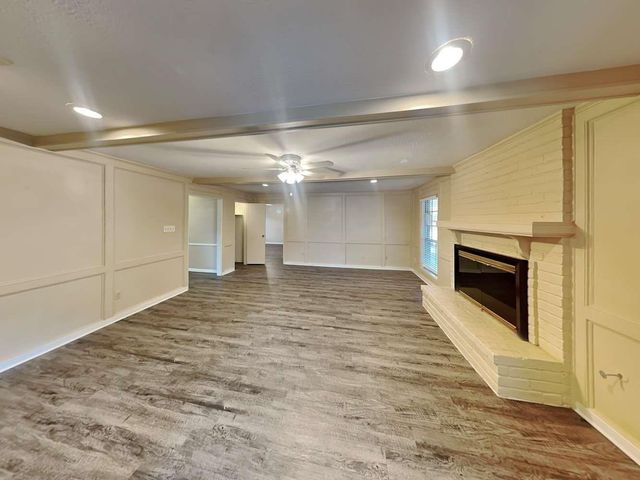 5702 Kiowa Timbers Drive, Humble, TX 77346