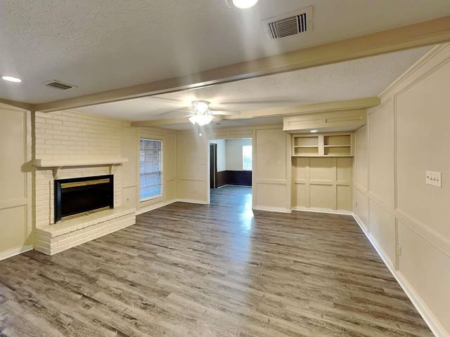 5702 Kiowa Timbers Drive, Humble, TX 77346