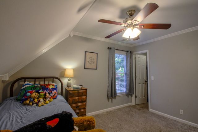 7229 River Bend Rd, Nashville, TN 37221