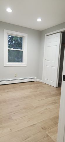 31 Harding, Chelmsford, MA 01863