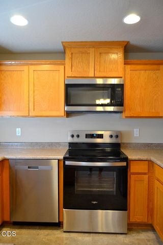 2750 SW Mistybrook Drive, Grants Pass, OR 97527