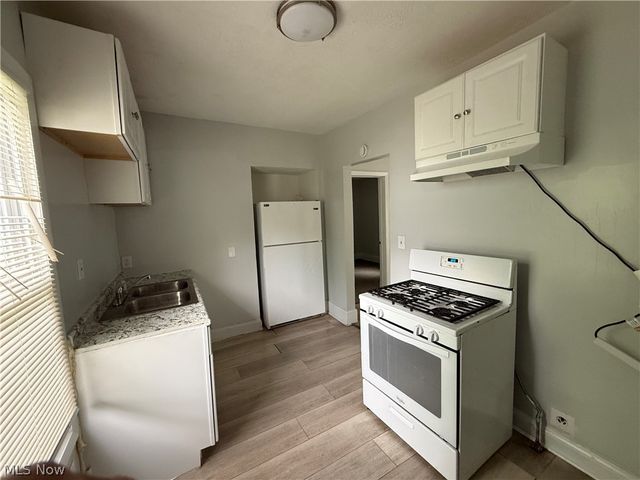 8205 Force Avenue, Cleveland, OH 44105