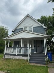 8205 Force Avenue, Cleveland, OH 44105