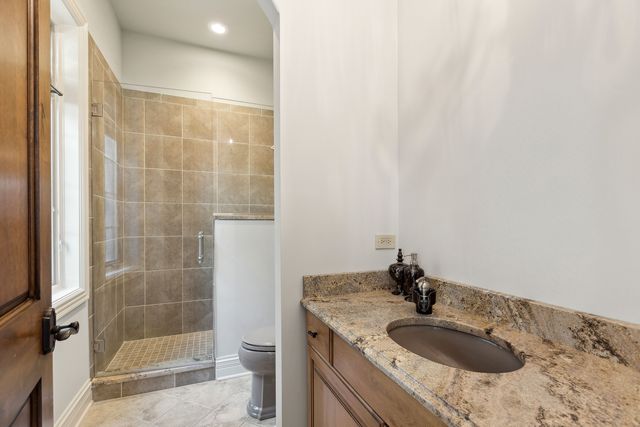 1051 Oakmont Court, Woodstock, IL 60098