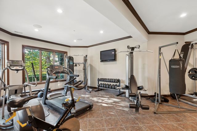 1051 Oakmont Court, Woodstock, IL 60098