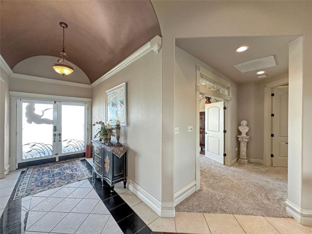 813 Pinata Drive, Crystal Beach, TX 77650