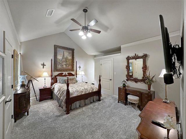 813 Pinata Drive, Crystal Beach, TX 77650