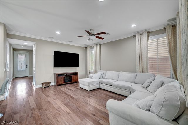 7694 Canyon Diablo Road, Las Vegas, NV 89179