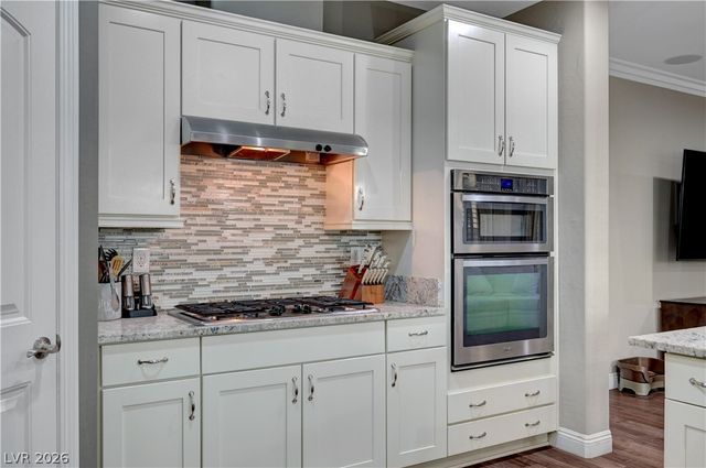 7694 Canyon Diablo Road, Las Vegas, NV 89179