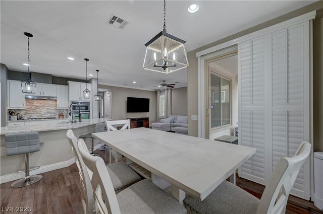 7694 Canyon Diablo Road, Las Vegas, NV 89179