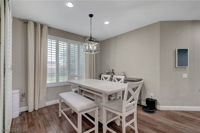 7694 Canyon Diablo Road, Las Vegas, NV 89179
