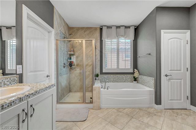 7694 Canyon Diablo Road, Las Vegas, NV 89179