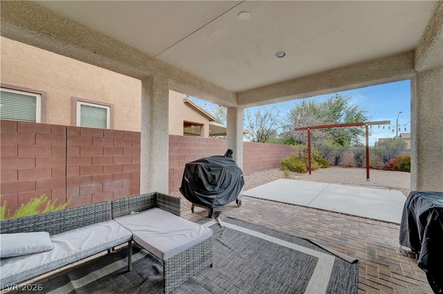 7694 Canyon Diablo Road, Las Vegas, NV 89179
