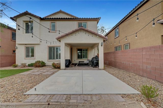 7694 Canyon Diablo Road, Las Vegas, NV 89179