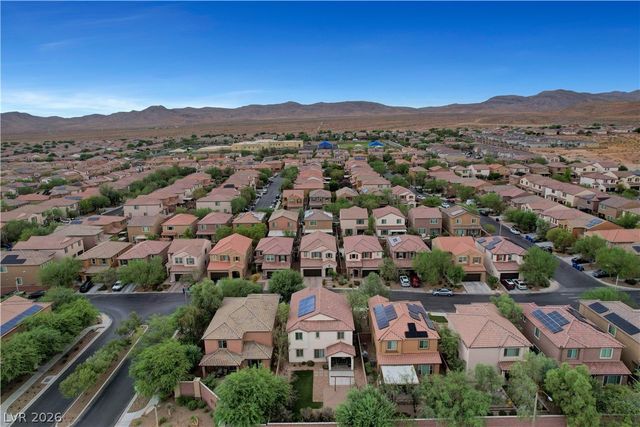 7694 Canyon Diablo Road, Las Vegas, NV 89179