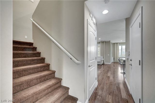 7694 Canyon Diablo Road, Las Vegas, NV 89179
