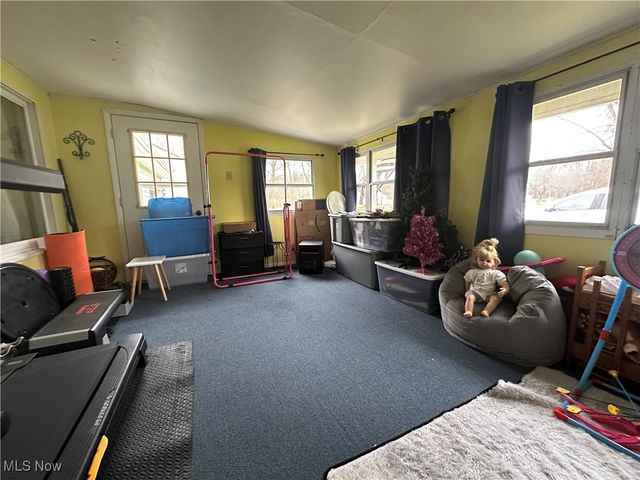 6039 N Park Avenue Extension, Warren, OH 44481