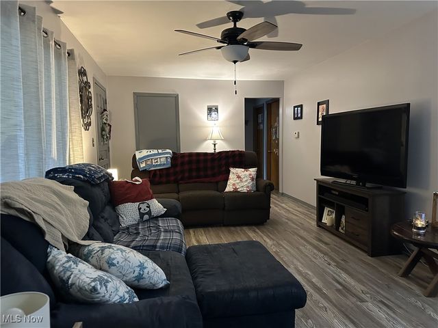 6039 N Park Avenue Extension, Warren, OH 44481