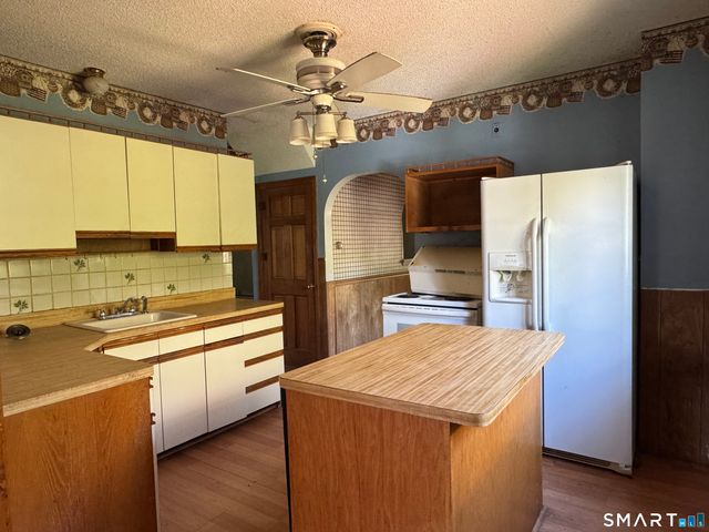 337 Jewett Avenue, Bridgeport, CT 06606
