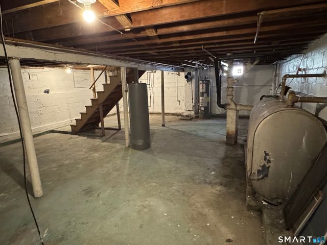 337 Jewett Avenue, Bridgeport, CT 06606