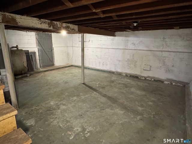 337 Jewett Avenue, Bridgeport, CT 06606
