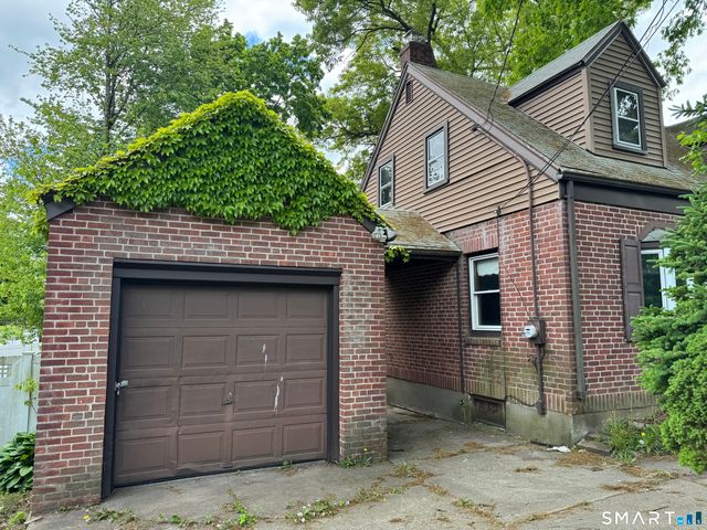 337 Jewett Avenue, Bridgeport, CT 06606
