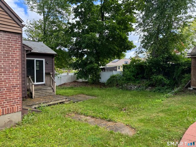 337 Jewett Avenue, Bridgeport, CT 06606