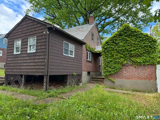 337 Jewett Avenue, Bridgeport, CT 06606
