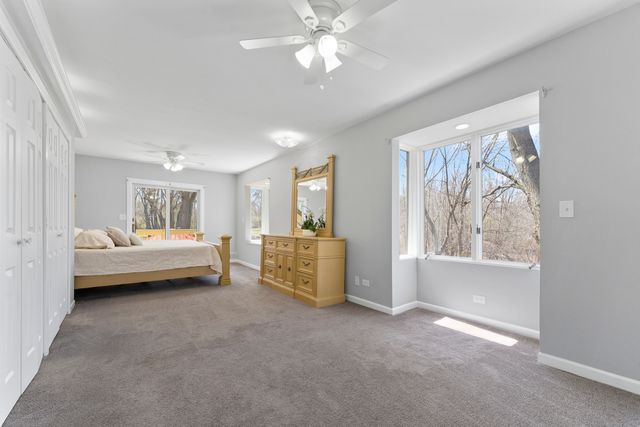 161 W Greenfield Avenue, Lombard, IL 60148