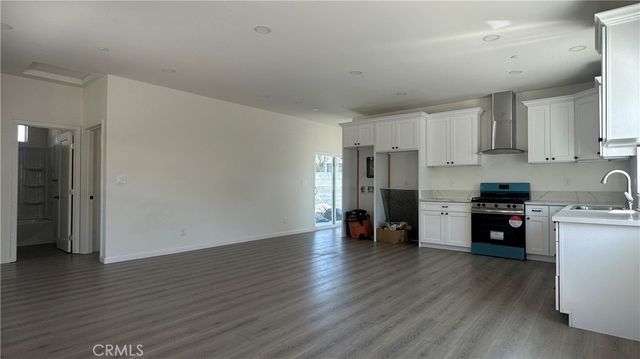 115 Owens, Pomona, CA 91766