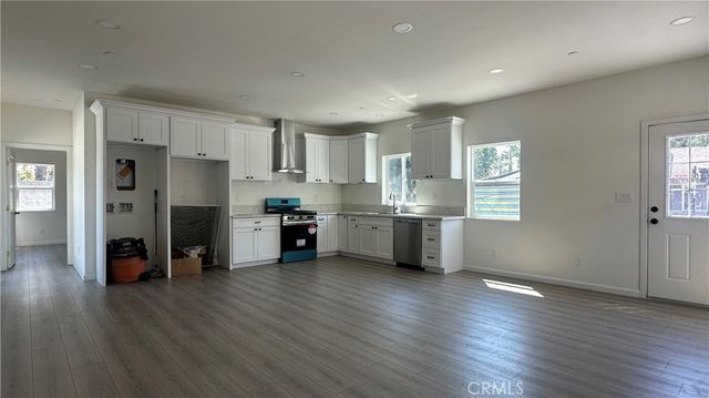 115 Owens, Pomona, CA 91766
