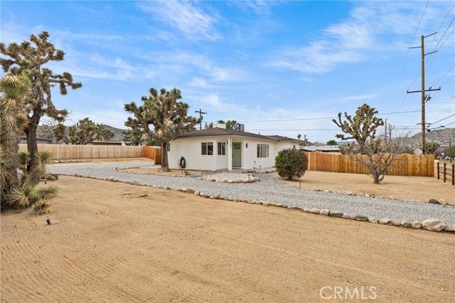 55585 Onaga, Yucca Valley, CA 92284