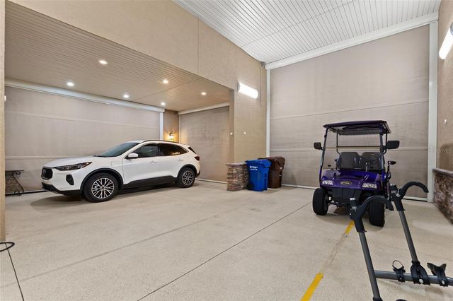 130 LAYNEWADE ROAD, Polk City, FL 33868