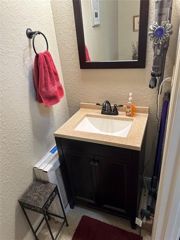 130 LAYNEWADE ROAD, Polk City, FL 33868