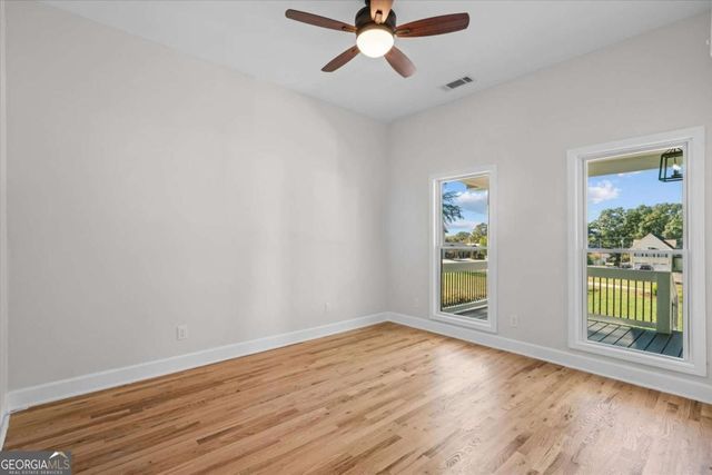 515 Woodlawn Avenue, Calhoun, GA 30701