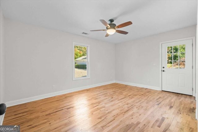 515 Woodlawn Avenue, Calhoun, GA 30701
