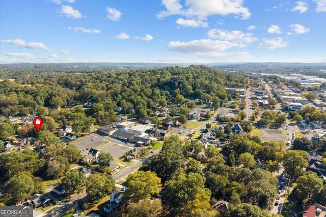 515 Woodlawn Avenue, Calhoun, GA 30701