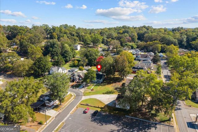 515 Woodlawn Avenue, Calhoun, GA 30701