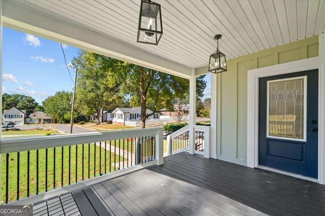 515 Woodlawn Avenue, Calhoun, GA 30701